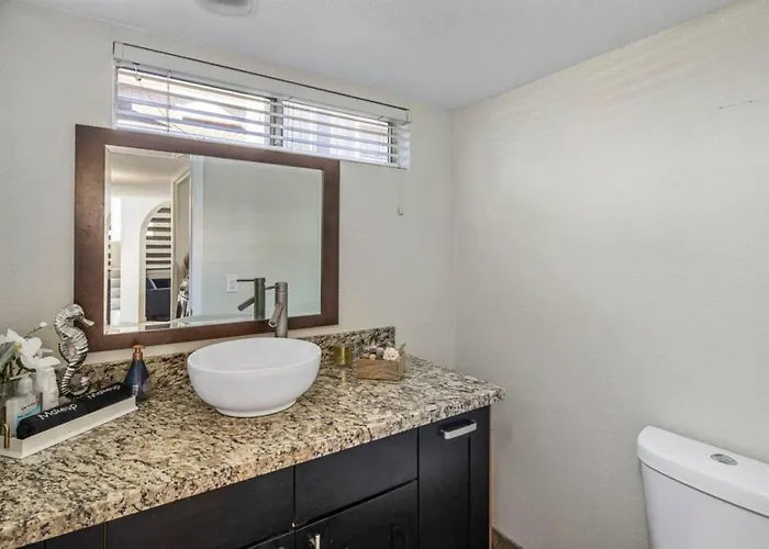 Scottsdale Oasis Heated Pool And Holiday home