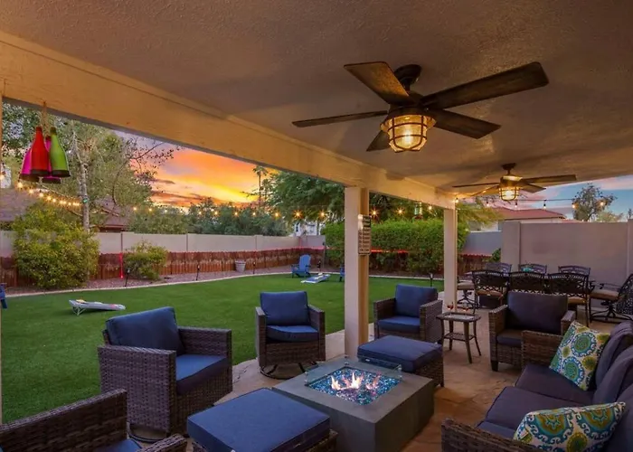 Scottsdale Oasis Heated Pool And Holiday home *