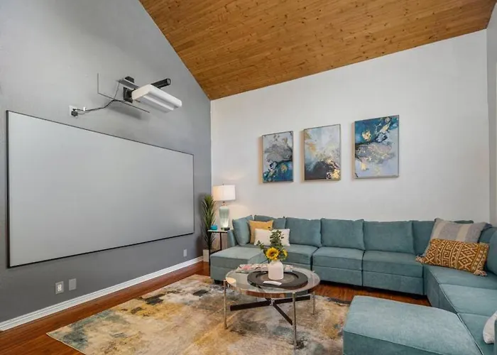 Scottsdale Oasis Heated Pool And Holiday home Phoenix