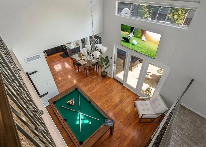 Scottsdale Oasis Heated Pool And Holiday home *