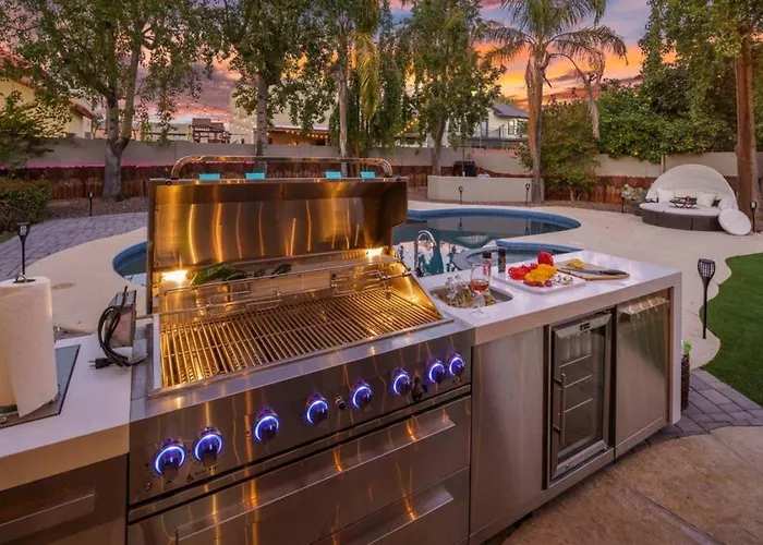 Holiday home Scottsdale Oasis Heated Pool And